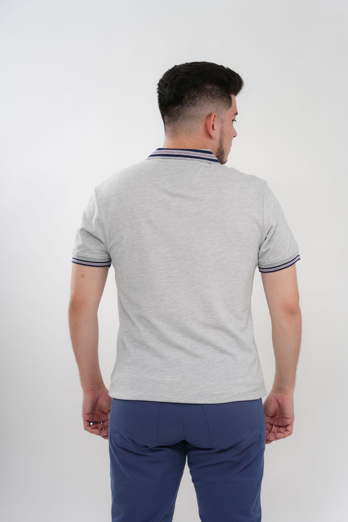 TB Polo - 2 46% Algodón 49% Polyester 5% Viscosa - Gris