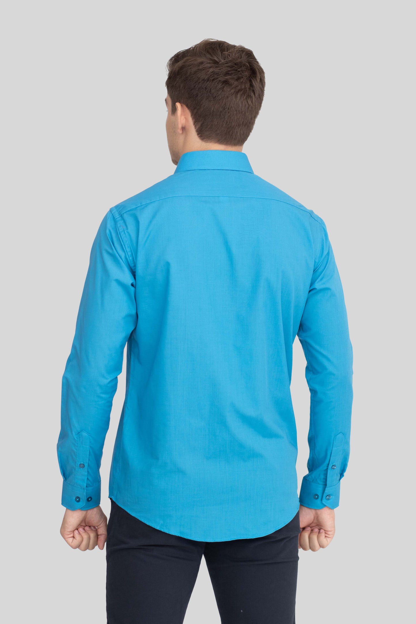 Camisa Sólida Basica